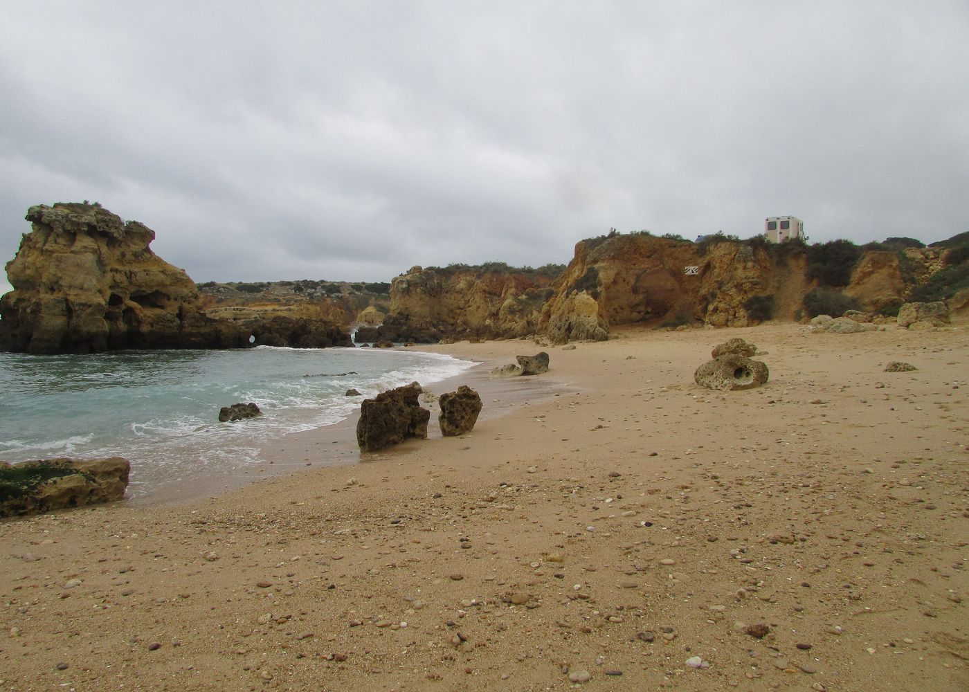 Falaises et plage de l'Algarve